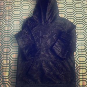 Under armor sweatshirt